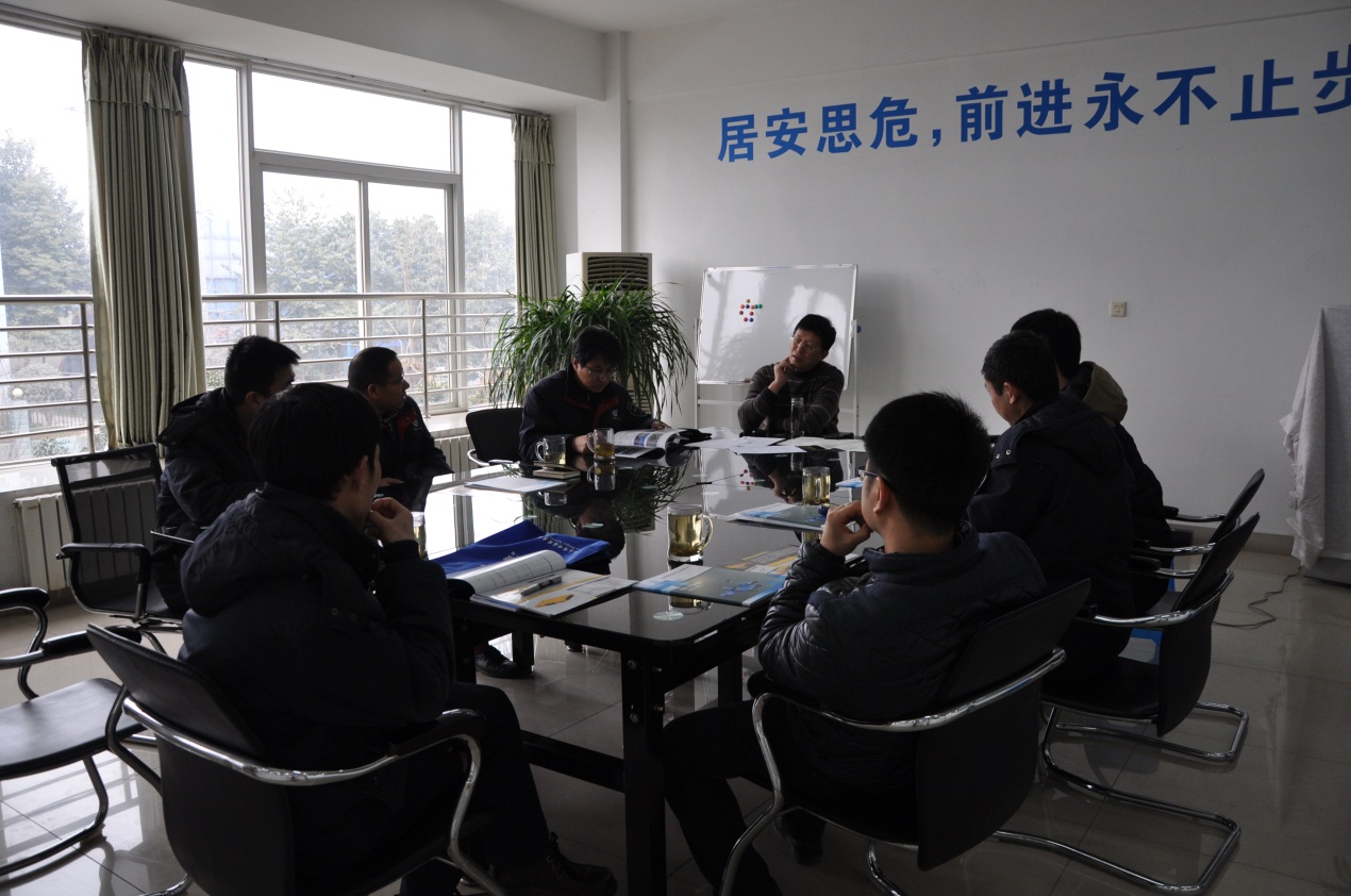 中航工业成飞集团工程师一行到访米兰(中国)公司-2.jpg